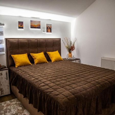 Ferienwohnung Smile Pirot Exterior foto