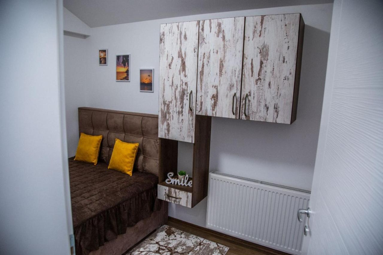 Ferienwohnung Smile Pirot Exterior foto