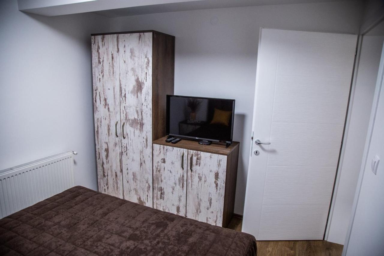 Ferienwohnung Smile Pirot Exterior foto